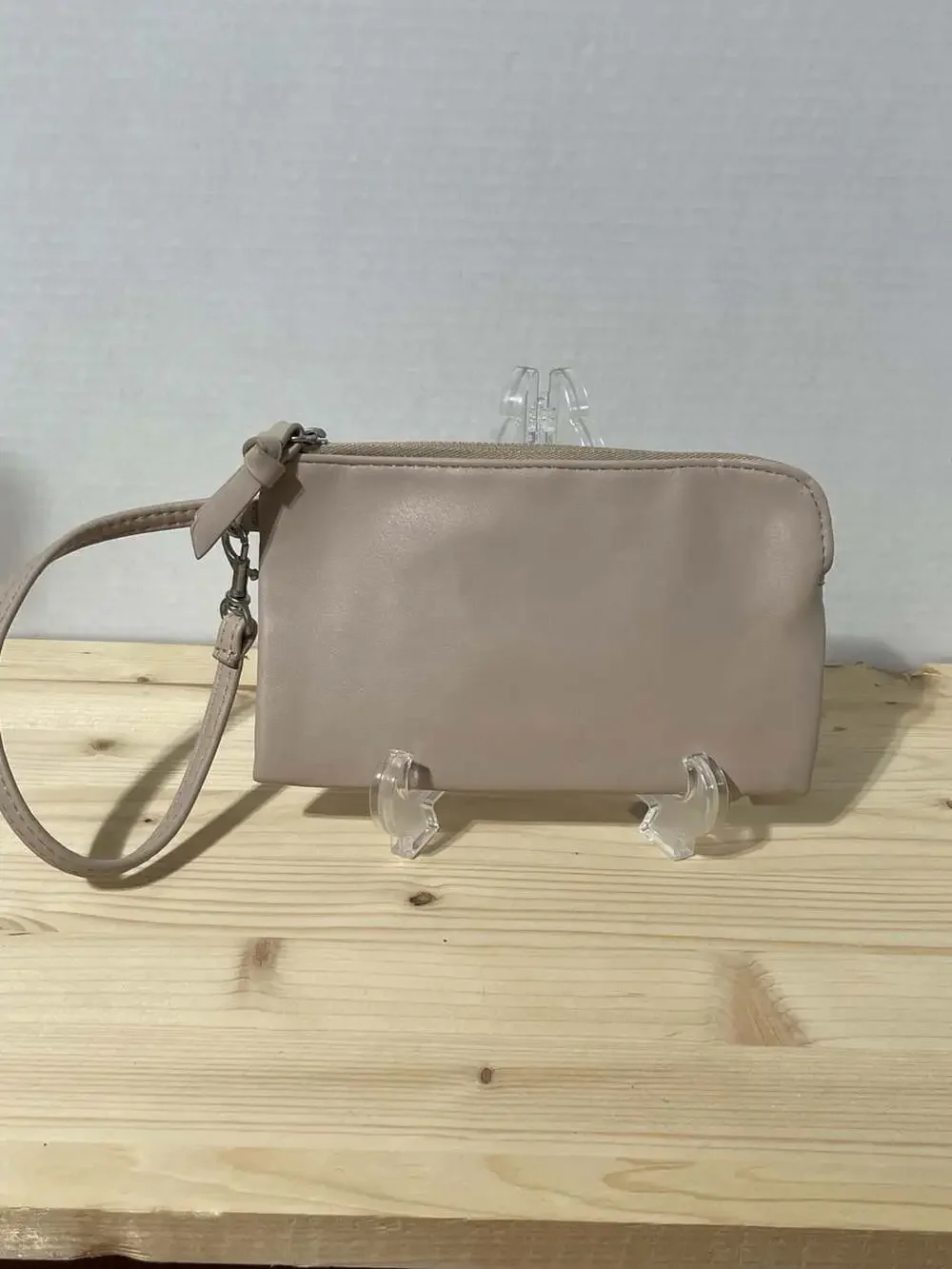Baggallini Beige Faux Leather Wristlet Wallet with RFID Protection